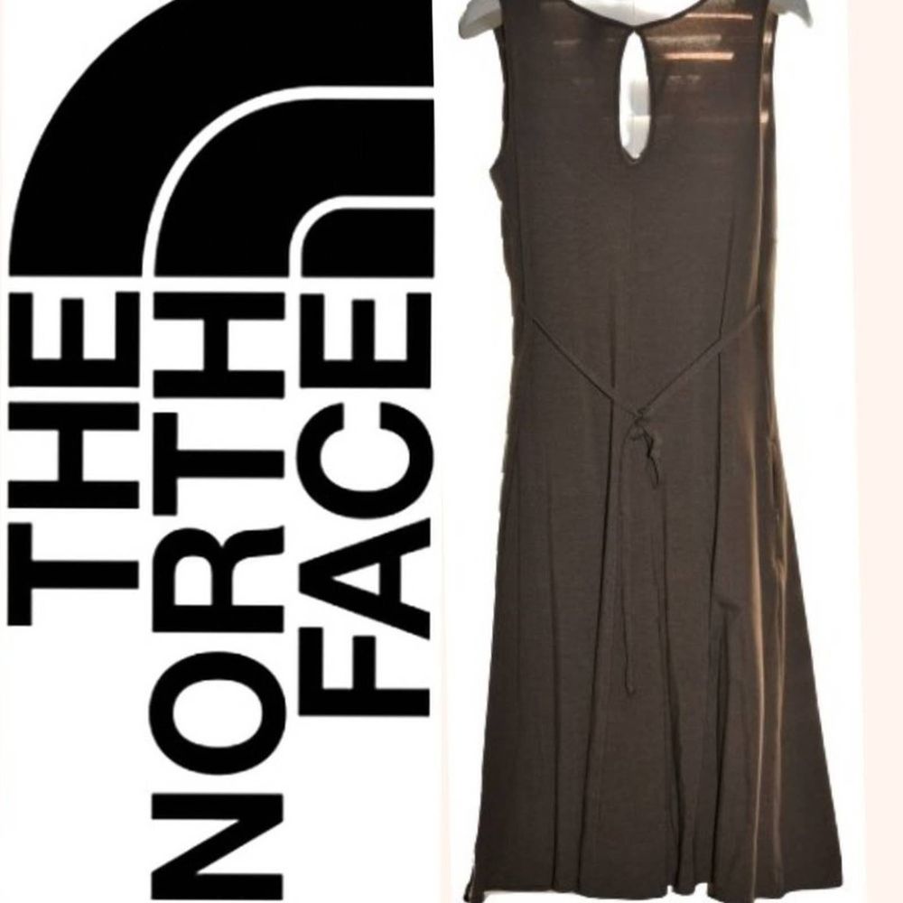 The North Face Jersey Sleeveless Midi Keyhole Dress with pockets